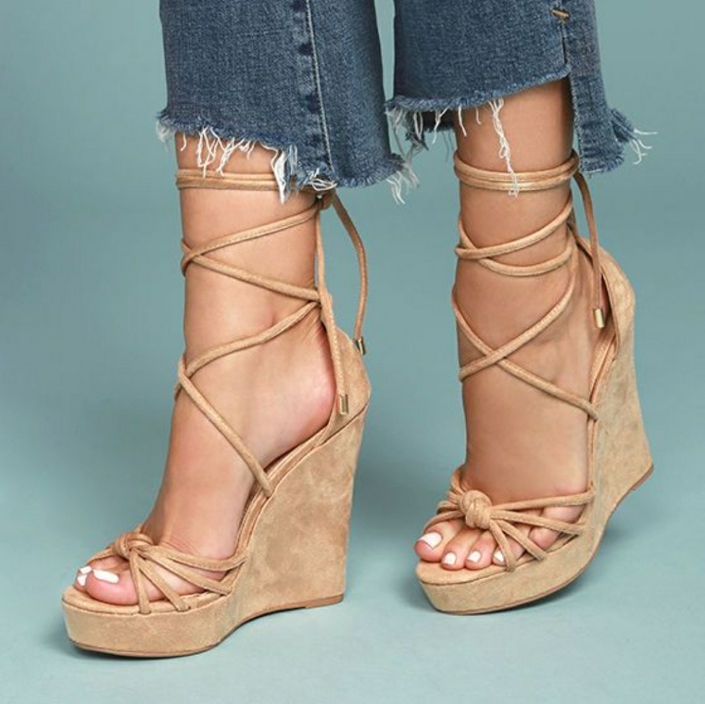 Lace-up  Wedges like new